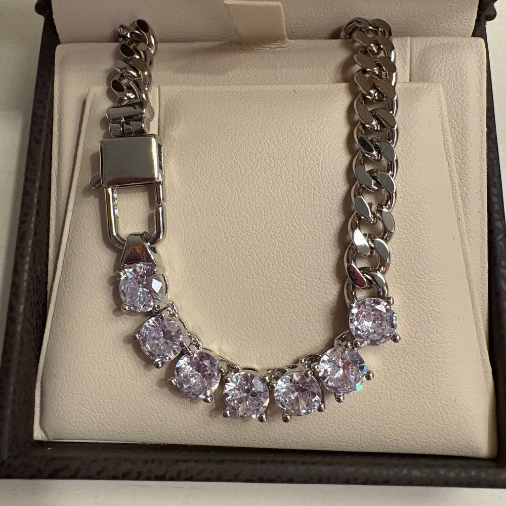 New! 18” Fashion Cuban link chain necklace